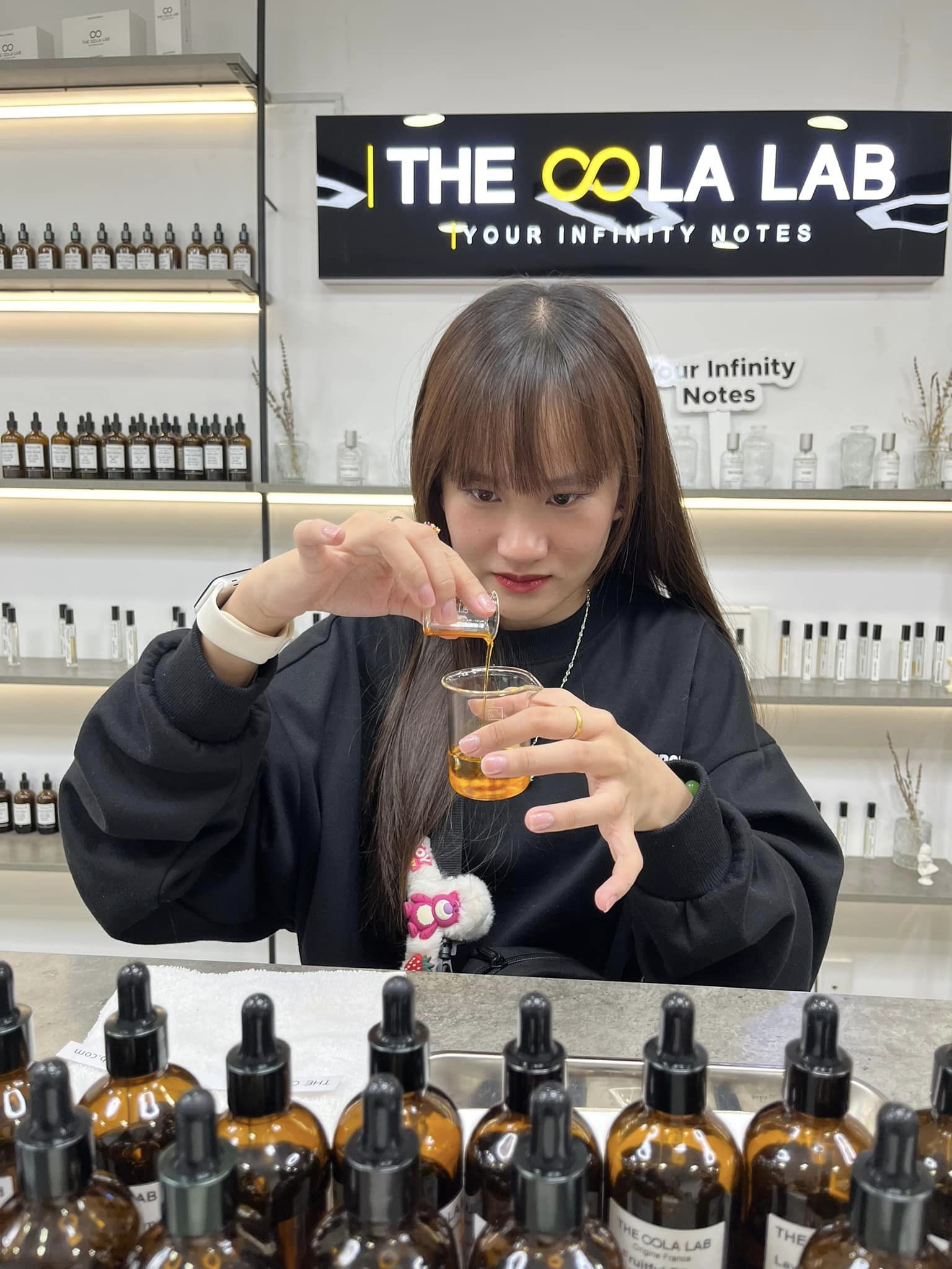 Mùi Hương Chữa Lành: Sức Mạnh Thần Kỳ Của Nước Hoa