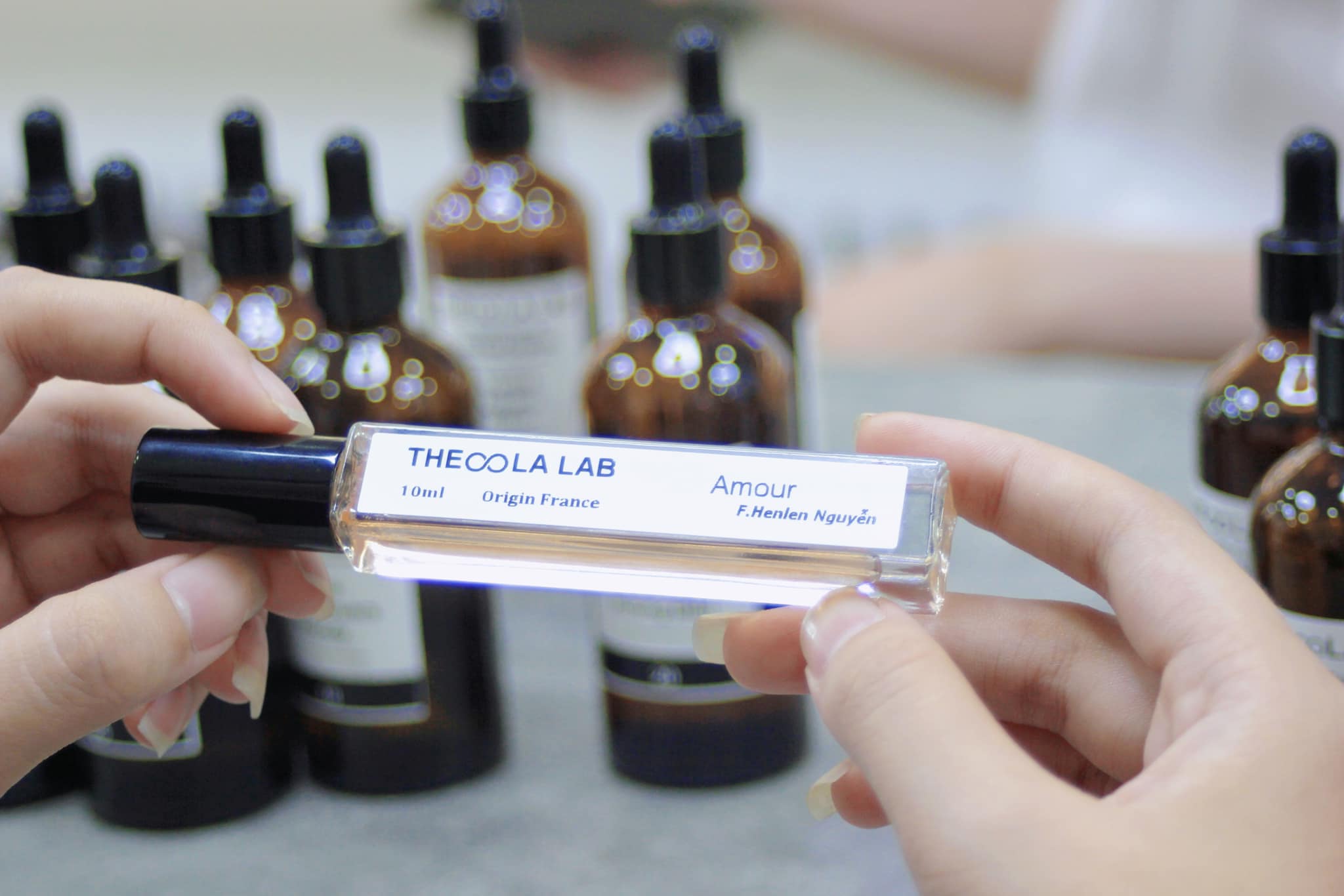 Thiết Kế Nước Hoa Là Gì? 