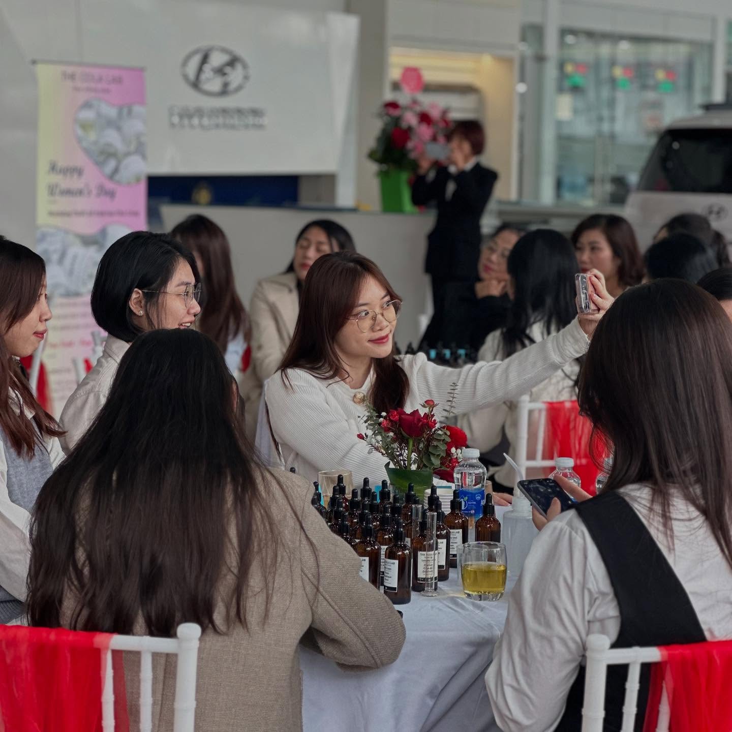 Lợi Ích Của Việc Tổ Chức Workshop Nước Hoa Cho Doanh Nghiệp