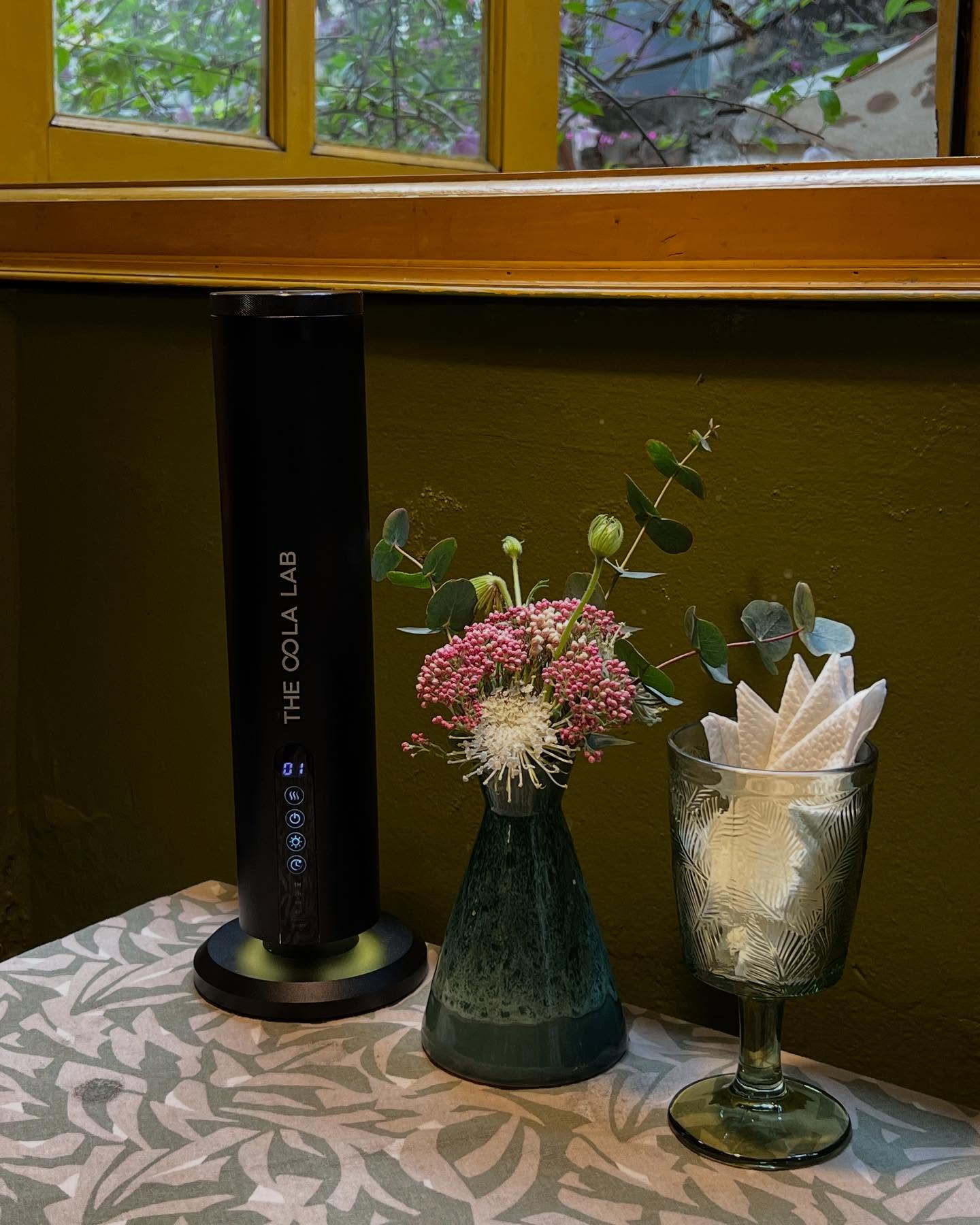 Mùi Hương Giúp Giảm Stress: Khi Khứu Giác Trở Thành Liều Thuốc