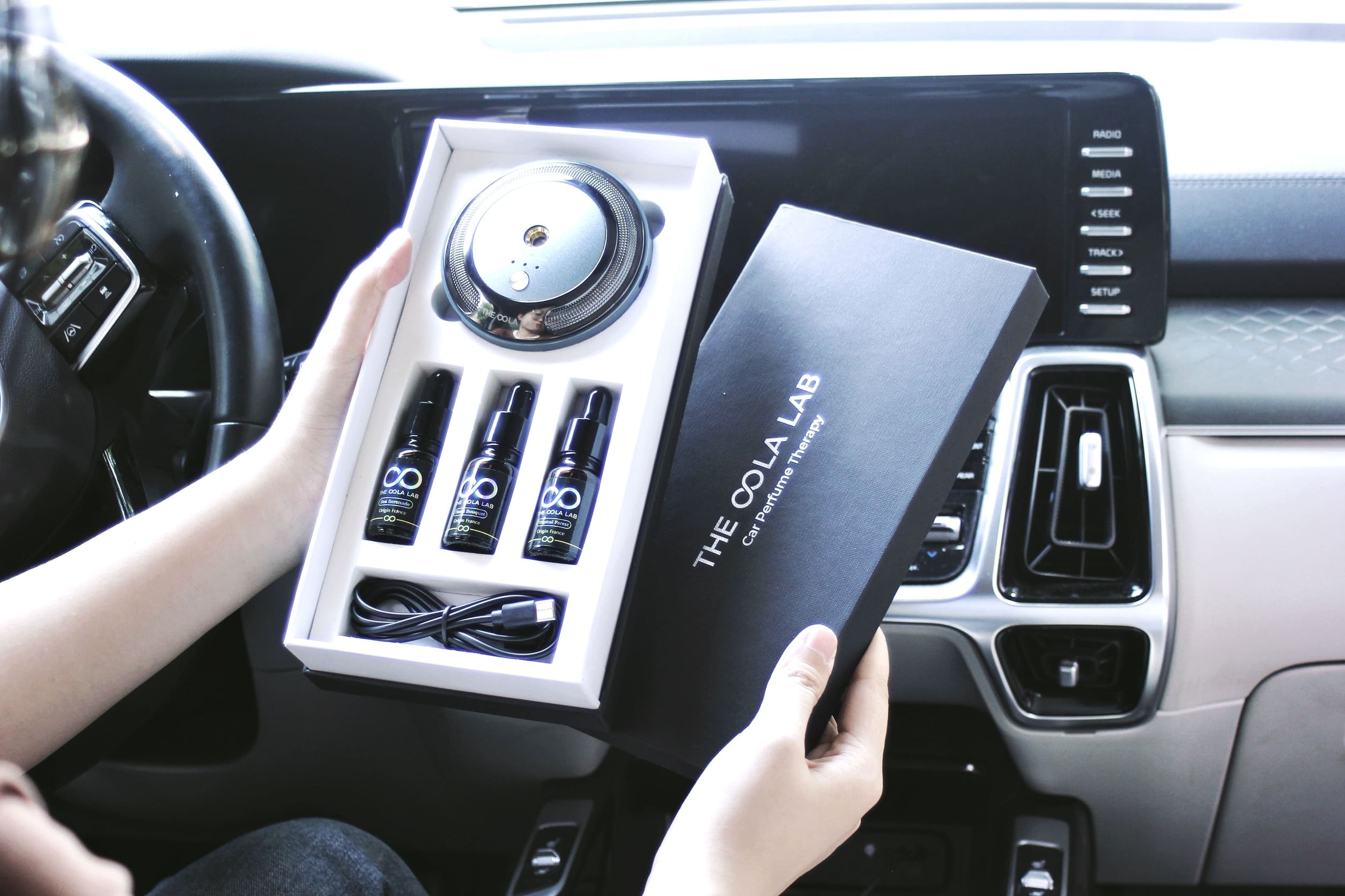 Có Nên Dùng Nước Hoa Ô Tô? Những Sự Thật Ít Ai Nói