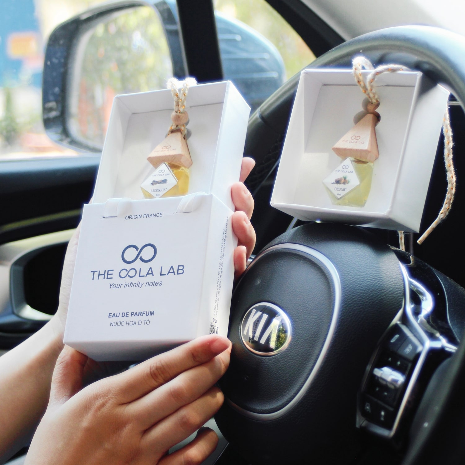 Những Lưu Ý Khi Dùng Nước Hoa Ô Tô – Hiểu Đúng Để Tận Hưởng