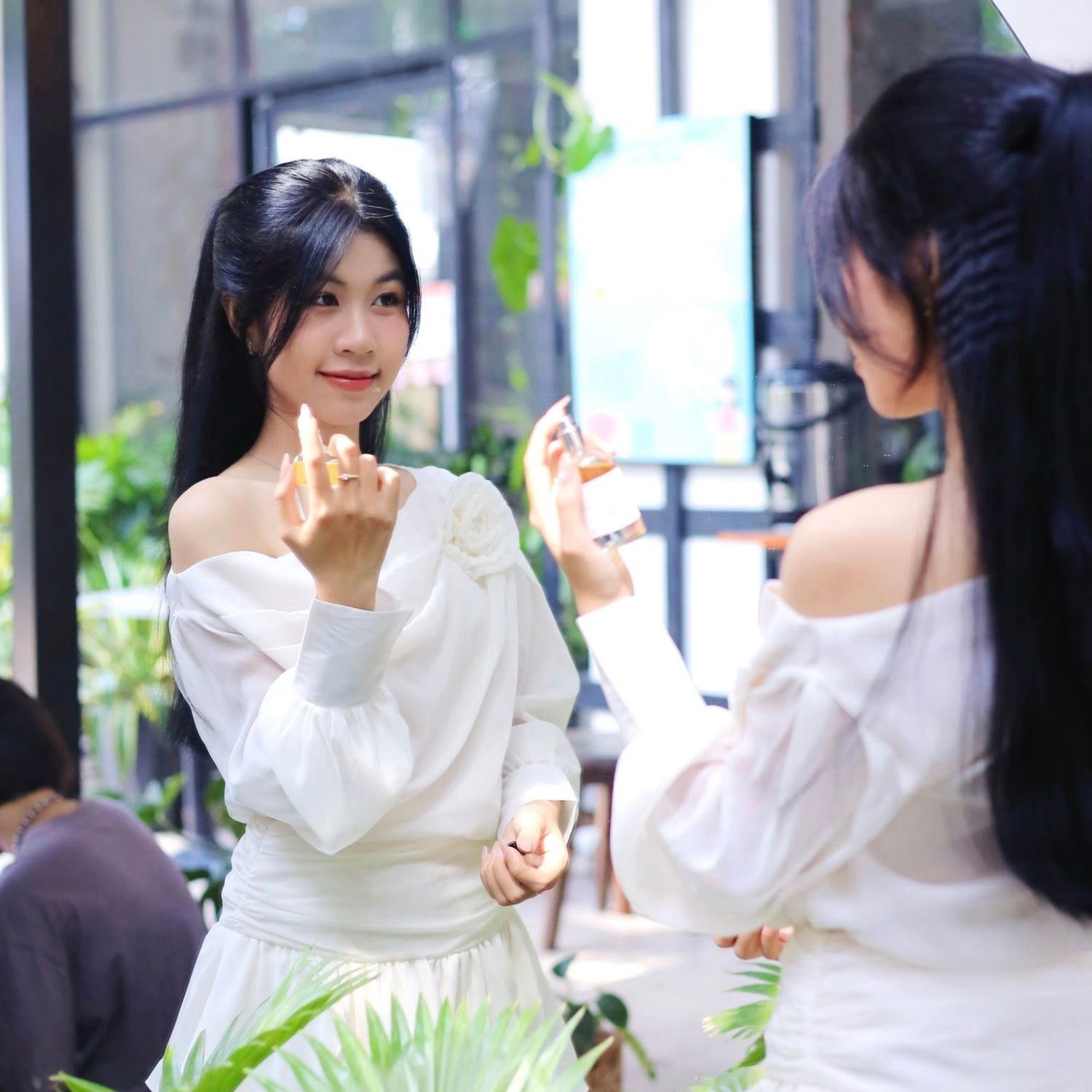 Hương Thơm Diệu Kỳ – Khi Mùi Hương Là Hồi Ức, Tình Cảm