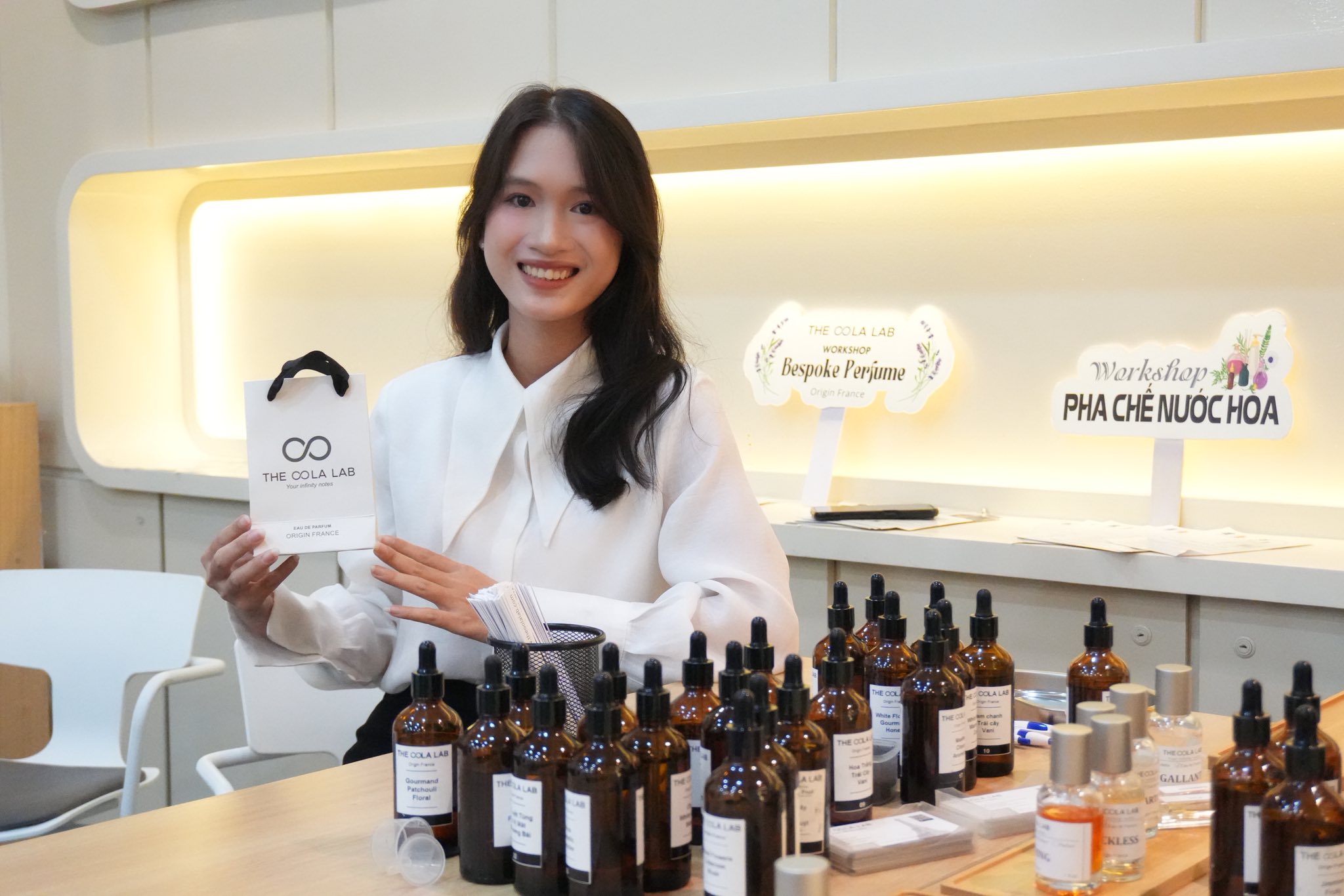 Nước Hoa Cá Nhân Là Gì?